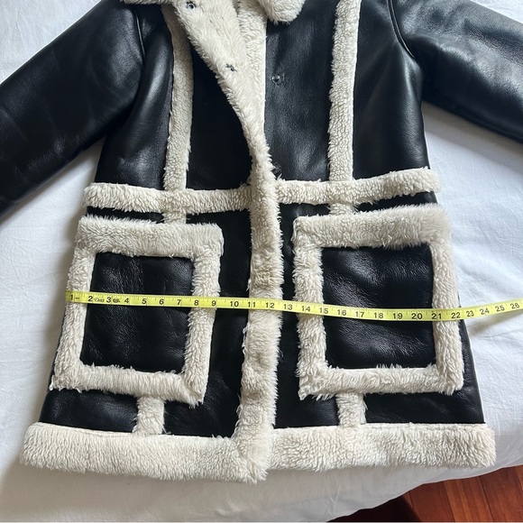 Abercrombie & Fitch Faux Leather and Fur Shearling Jacket Size Medium - Picture 8 of 12